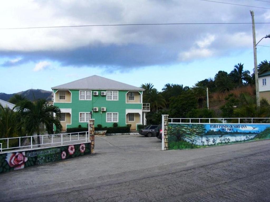 Paige Pond Country Inn St. John's Eksteriør bilde