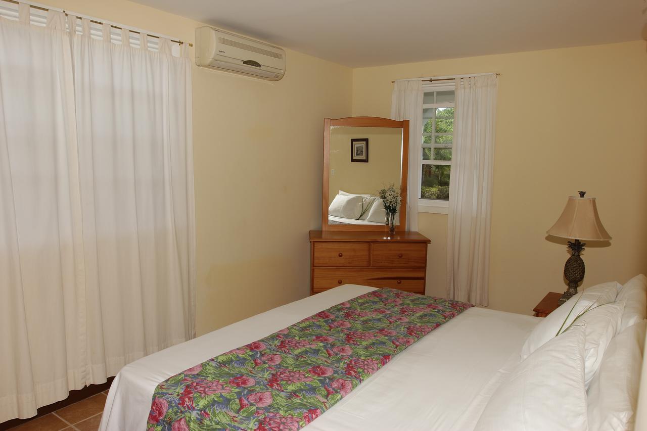 Paige Pond Country Inn St. John's Eksteriør bilde